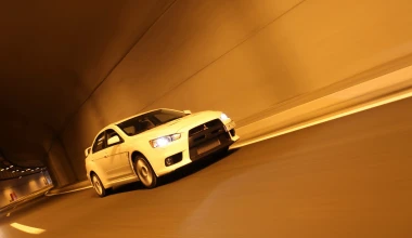 Mitsubishi Lancer Evolution ΜR SST