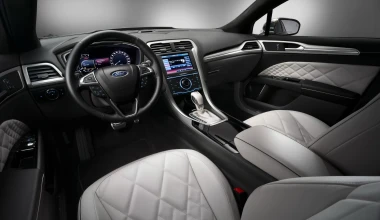 Ford Mondeo Vignale. Ανώτερη εμπειρία