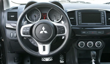 Mitsubishi Lancer Evolution ΜR SST