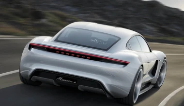 Στην παραγωγή η σπορ ηλεκτρική Porsche (+video)