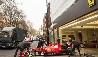 Η Ferrari δωρίζει μονοθέσιο F1 σε αντιπρόσωπό της