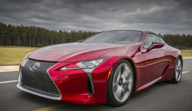 Lexus LC 500… σύντομα στους δρόμους (video)