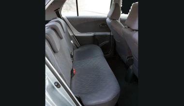 Toyota Yaris 1.33 5d Sol - 2010