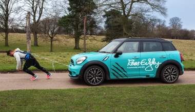 42,2 km με ένα ΜΙΝΙ στην πλάτη του