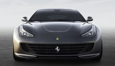Νέα Ferrari GTC4Lusso