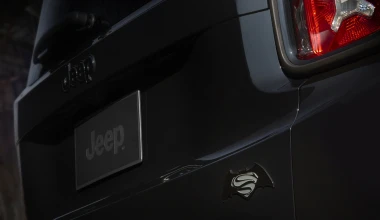 Jeep Renegade: Dawn of Justice έκδοση (video)