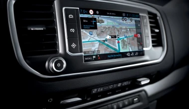 Το Peugeot Traveller υπόσχεται πολυτελή χρηστικότητα