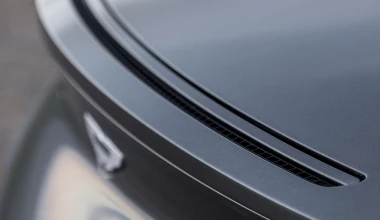 DB11: Η Aston Martin στα καλύτερά της (video)