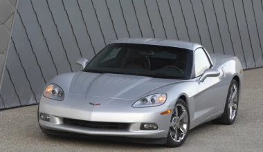 Chevrolet Corvette: 60 χρόνια σε φωτο-video