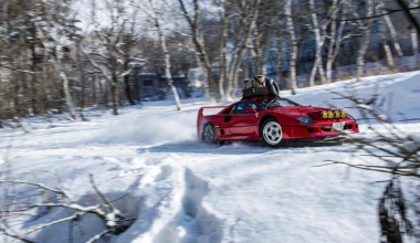 Με Ferrari F40 στα χιόνια (video)