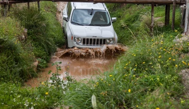 VIDEO: Off Road με το Renegade στο Jeep Camp