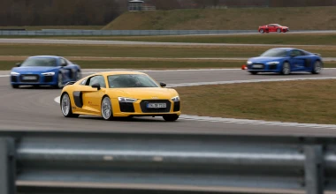 ΟΔΗΓΟΥΜΕ: Audi R8 Coupe 5.2 V10 plus