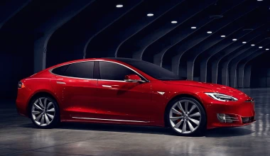 Ανανεώθηκε το Tesla Model S