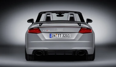 Πρεμιέρα  για τα Audi TT RS των 400 PS