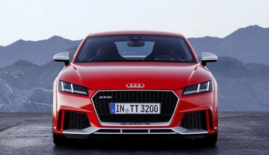 Πρεμιέρα για τα Audi TT RS των 400 PS