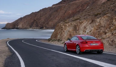 Πρεμιέρα  για τα Audi TT RS των 400 PS