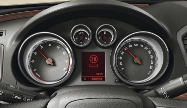 Opel Insignia Sports Tourer 2.0 CDΤΙ Auto