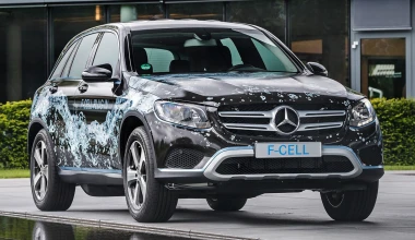 Η Mercedes-Benz GLC F-CELL μπαίνει στην πρίζα