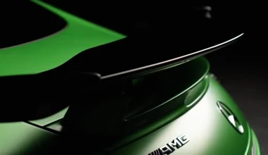 Έρχεται η Mercedes-AMG GT R με 585 ίππους