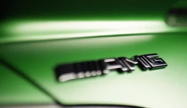 Έρχεται η Mercedes-AMG GT R με 585 ίππους