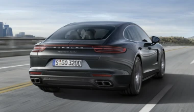 Στην Πόλη του Φωτός η νέα Porsche Panamera (vid)