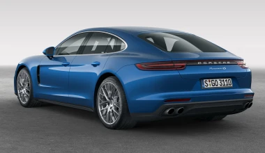 Στην Πόλη του Φωτός η νέα Porsche Panamera (vid)