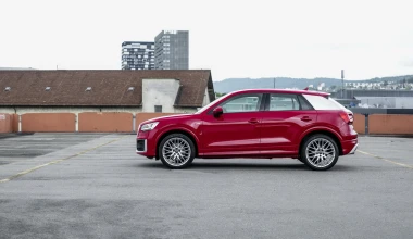 ΟΔΗΓΟΥΜΕ το νέο Audi Q2