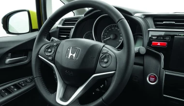 NEO HONDA JAZZ. Σε κερδίζει!