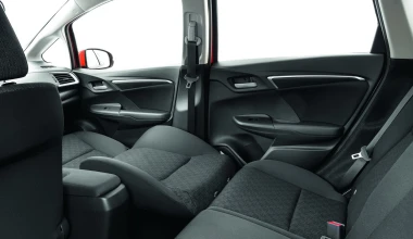 NEO HONDA JAZZ. Σε κερδίζει!