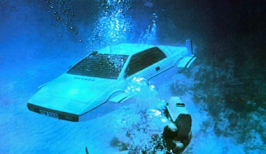 Lotus Esprit: Leading edge