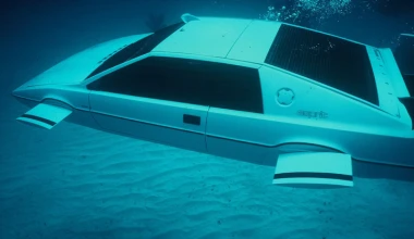 Lotus Esprit: Leading edge