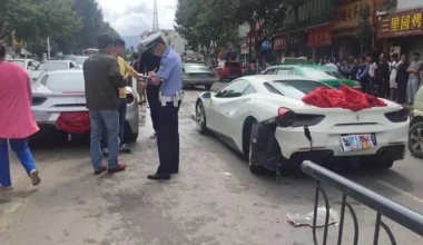 Μια Ferrari 488 GTB τρακάρει άλλη… 488 GTB