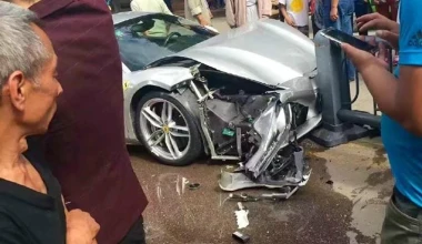 Μια Ferrari 488 GTB τρακάρει άλλη… 488 GTB
