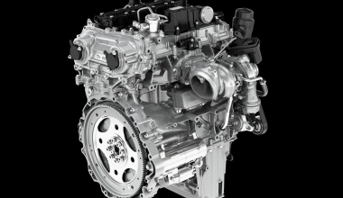 Νέος 2λιτρος βενζίνης της Jaguar Land Rover
