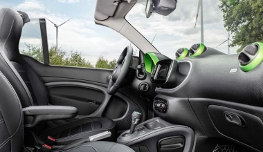 Πρεμιέρα στο Παρίσι τα ηλεκτρικά Smart