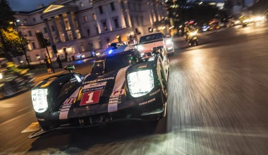 Αγωνιστική Porsche στους δρόμους του Λονδίνου