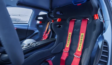 Hyundai RN30 κοιτώντας στα μάτια το Focus RS