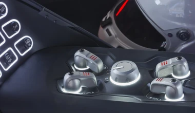 Hyundai RN30 κοιτώντας στα μάτια το Focus RS