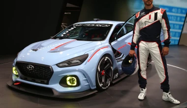 Hyundai RN30 κοιτώντας στα μάτια το Focus RS