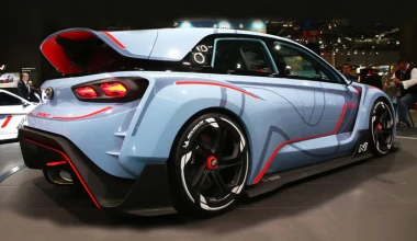 Hyundai RN30 κοιτώντας στα μάτια το Focus RS