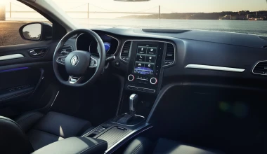 3 ΗΟΤ μικρομεσαία στο Παρίσι 