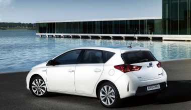 Toyota Auris Hybrid