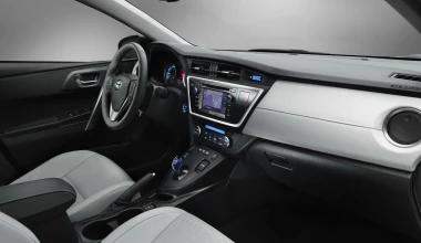 Toyota Auris Hybrid