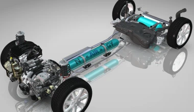 Peugeot 2008 HYbrid Air στη Γενεύη