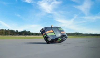 BMW σε δύο ρόδες με 186 km/h (video)