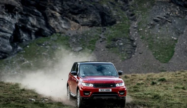Ο Stig κάνει κατάβαση σκι με Range Rover (video)
