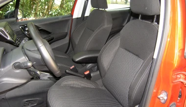 ΔΟΚΙΜΗ: Peugeot 208 1.2 PureTech 110 EAT6