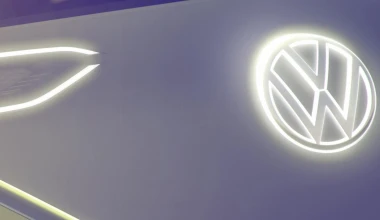 Επιμένει ηλεκτρικά η Volkswagen