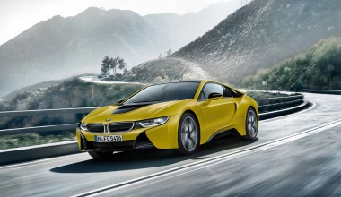 Το BMW i8 σε εντυπωσιακό κίτρινο και μαύρο