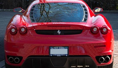 Ο Trump «διώχνει» τα ιταλικά supercar του